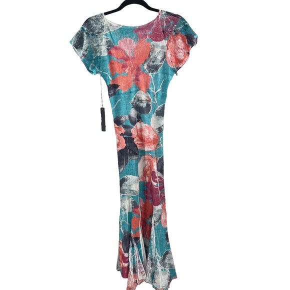 Komarov Silk Pleated Dress - Picture 2 of 6